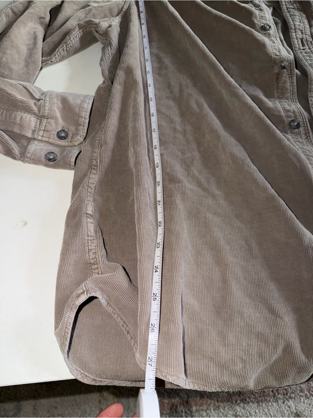 Eddie Bauer Corduroy Button Down (XL) - Picture 6 of 6